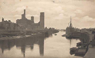 Thw Quay 1927